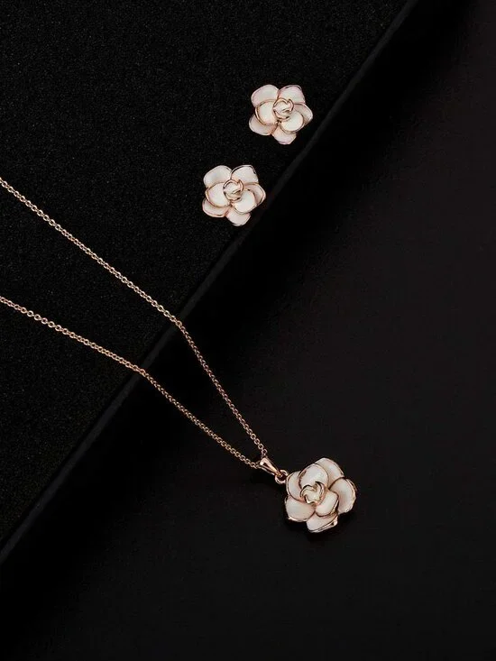 Rose Flower Necklace Earrings Set for Women 18K Gold Plated Hypoallergenic Jewel - Picture 3 of 8